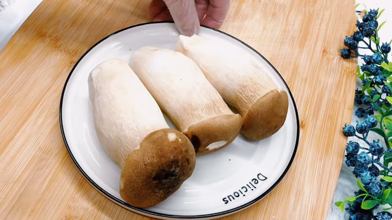 mực nướng sa tế chay