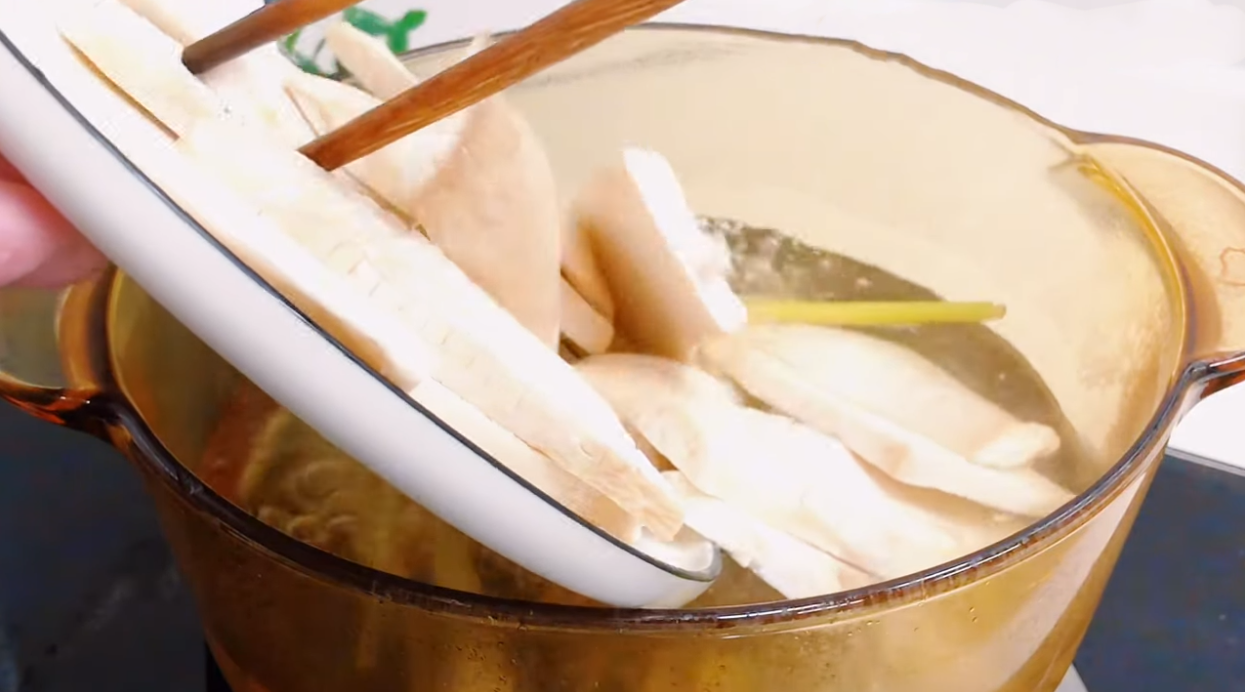 mực nướng sa tế chay